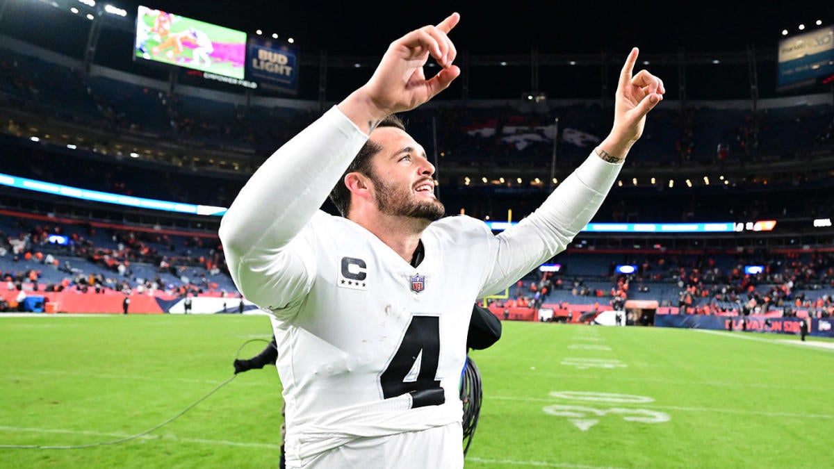 Report: Raiders QB Derek Carr not permitted to seek trade - National  Football Post