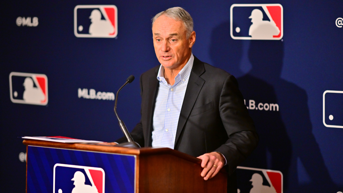 Report: MLB loses Coca-Cola sponsorship due to 'budgetary concerns' -  SportsPro