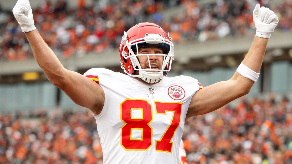 CBS Sports HQ on X: Travis Kelce stats since 2014: (Rank Among TE) 507 rec  (1st) 6,465 rec yds (1st) 37 rec TD (T-1st)  / X