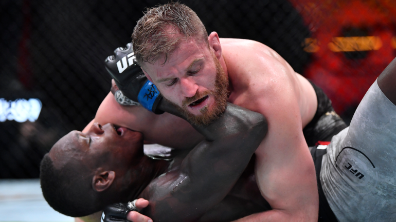adesanya-blachowicz.png