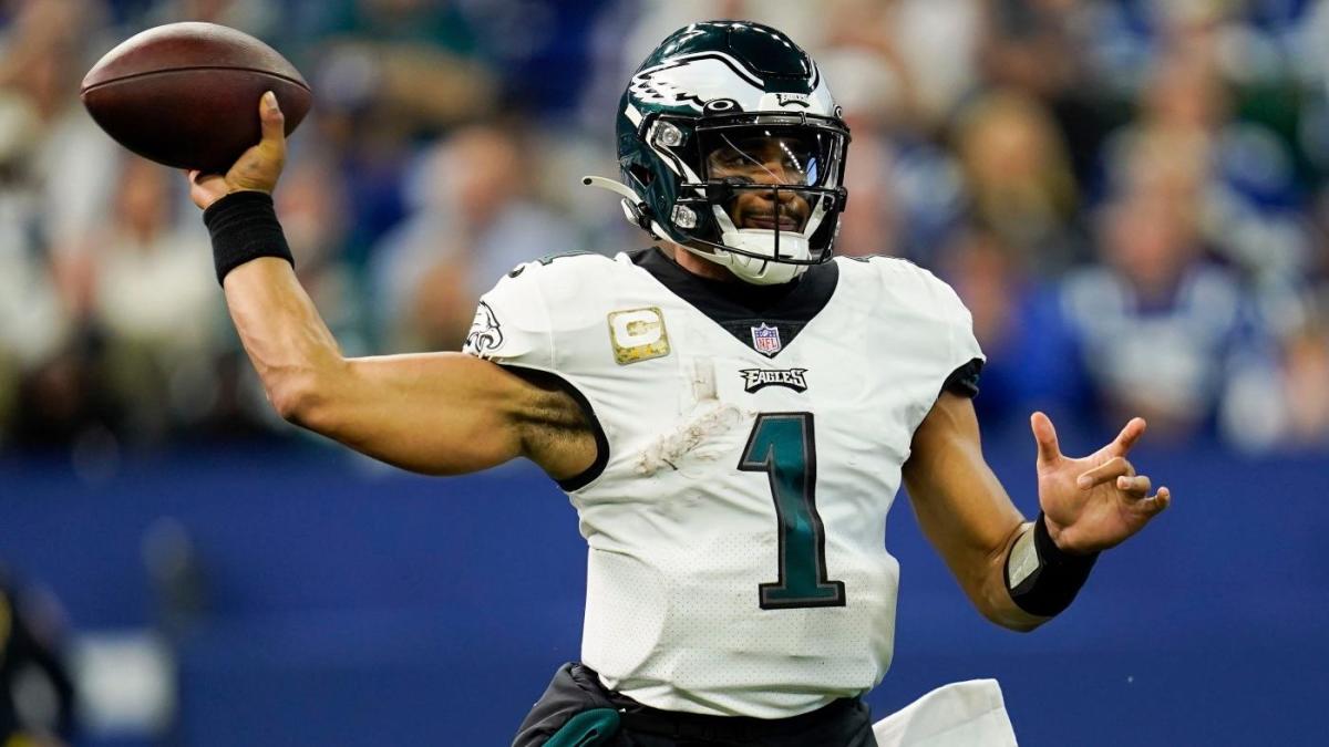 Eagles open as home favorites in their big Week 6 game against the