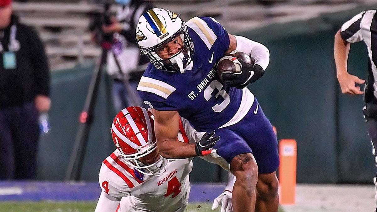 High school football: No. 2 St. John Bosco hands No. 1 Mater Dei first loss  in three seasons, ends Bruce Rollinson's coaching career 