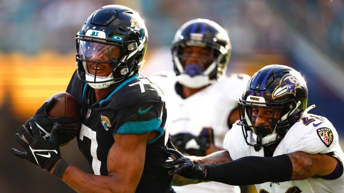 Zay Jones: Stats, Injury News & Fantasy Projections