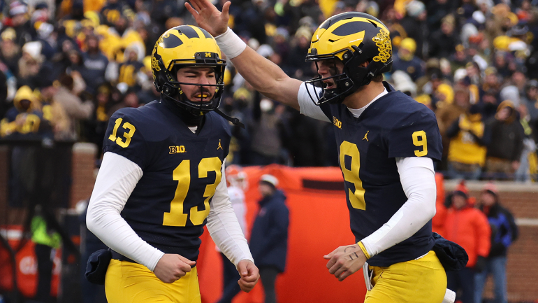 jj-mccarthy-jake-moody-michigan-blue-g.png