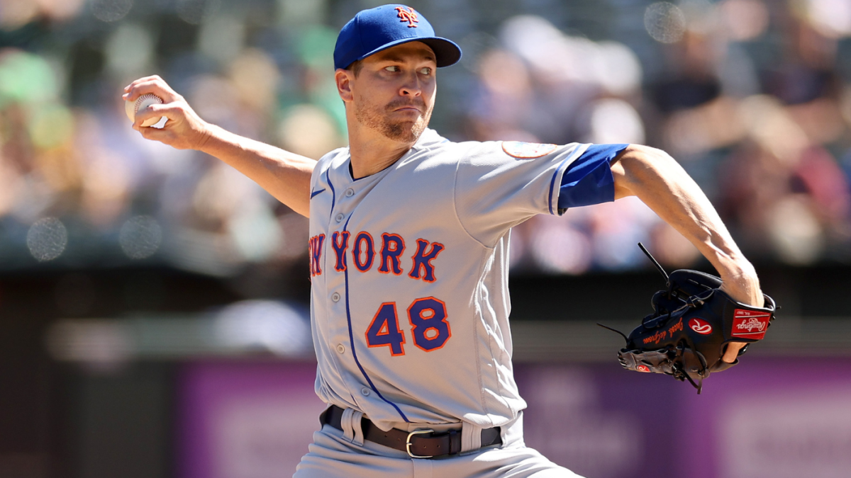 Jacob deGrom signs with Rangers to end Mets tenure