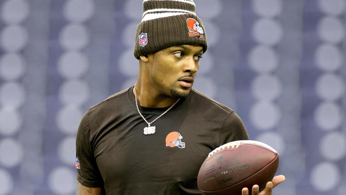 Texans fans boo Deshaun Watson when he stepped on field for Browns