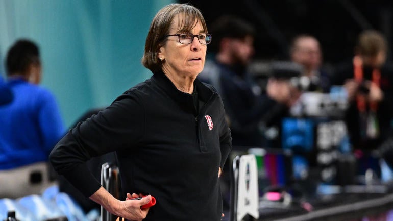 Stanford Coach Tara VanDerveer Passes Pat Summitt For Most Appearances ...