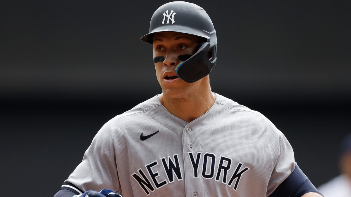 Aaron Judge rumors: Yankees, Giants battling to sign free agent slugger, and a decision could come soon