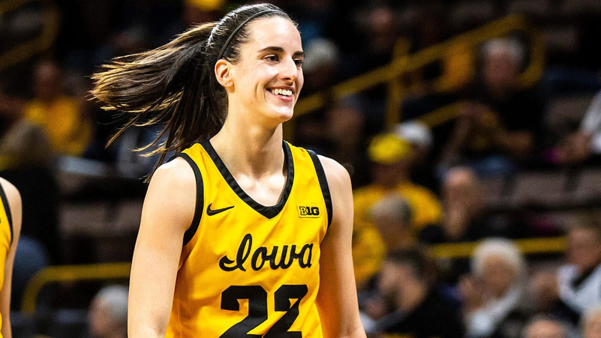 Iowa S Caitlin Clark Sets New Record For Most Triple Doubles In Big Ten History