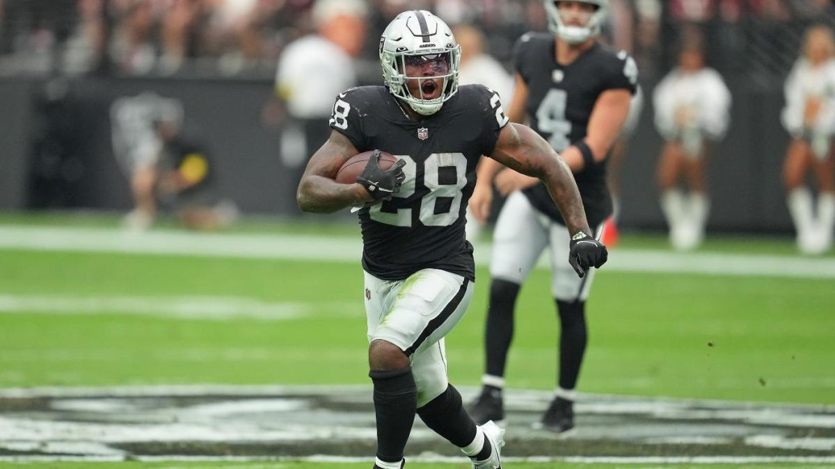 Las Vegas Raiders: How Josh Jacobs' Holdout could be a blessing in