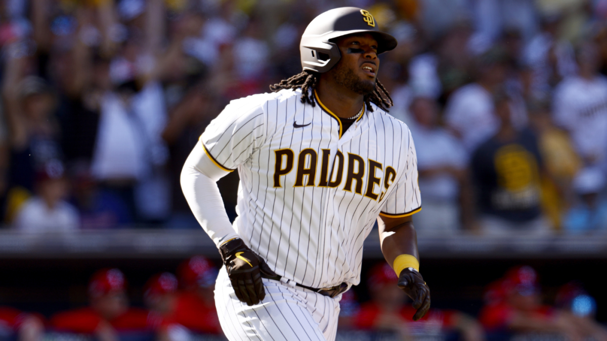 Josh Bell traded to Nationals from Pirates