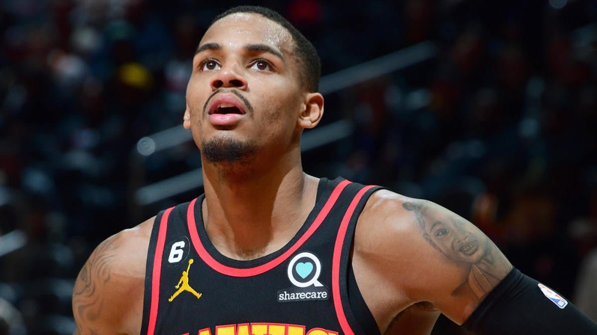 Hawks' Murray to miss about 2 weeks with sprained left ankle