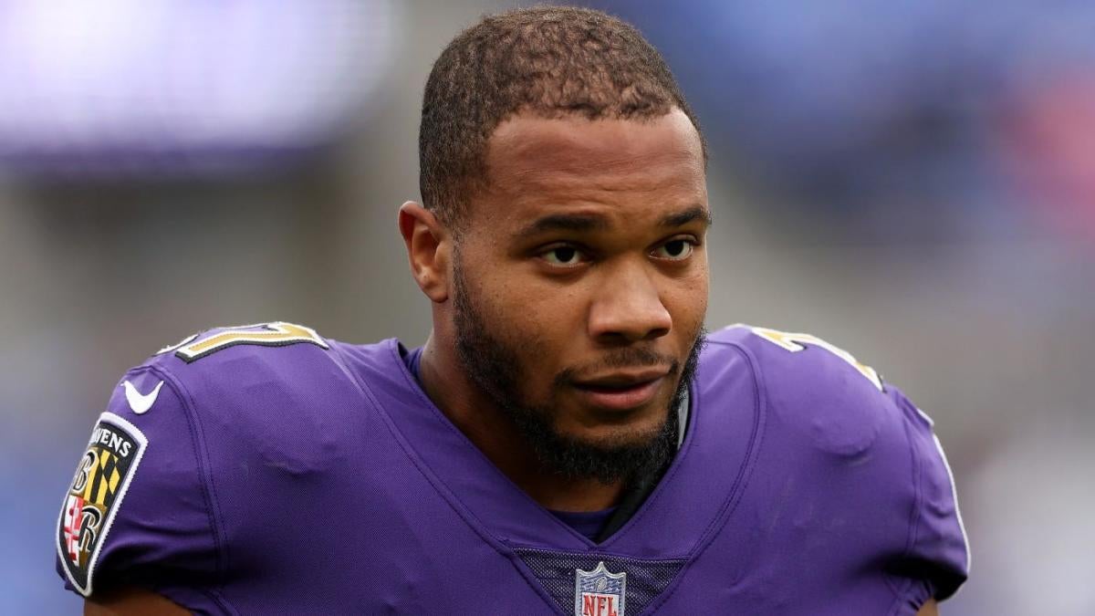 Sources -- Ravens RB J.K. Dobbins to have knee scoped, out 4-6 weeks - ESPN