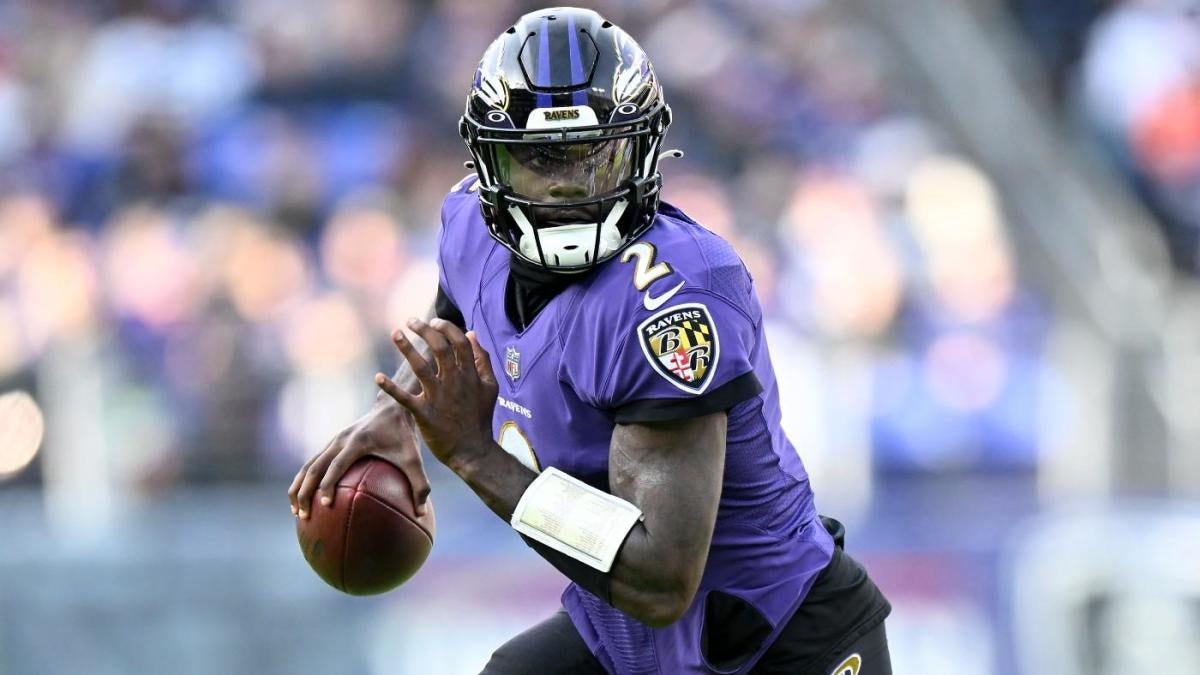 Lamar Jackson 'progressing well,' but ruled out as Tyler Huntley starts  Week 17 for Ravens 
