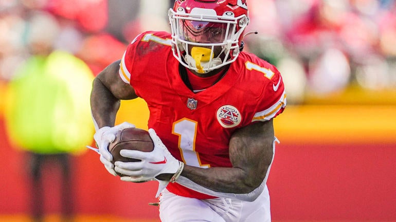 jerick-mckinnon-2-1400-us.jpg