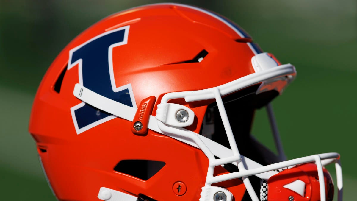 Illinois Football: 2023 4-star recruit keeping Illini alive for