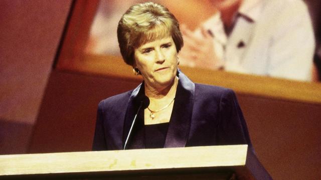 Billie Moore, who led Team USA women's basketball to a silver medal at the  1976 Olympics, dies at age 79 