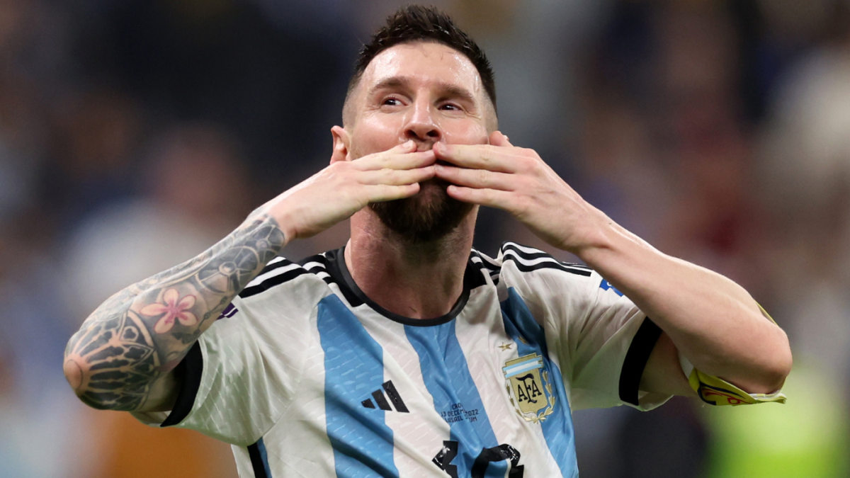 Lionel Messi: FIFA World Cup: Lionel Messi vs Cristiano Ronaldo, comparing  legends' World Cup records - The Economic Times