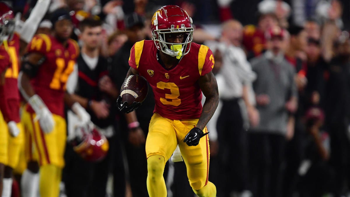 2023 NFL mock draft: New York Giants select USC WR Jordan Addison