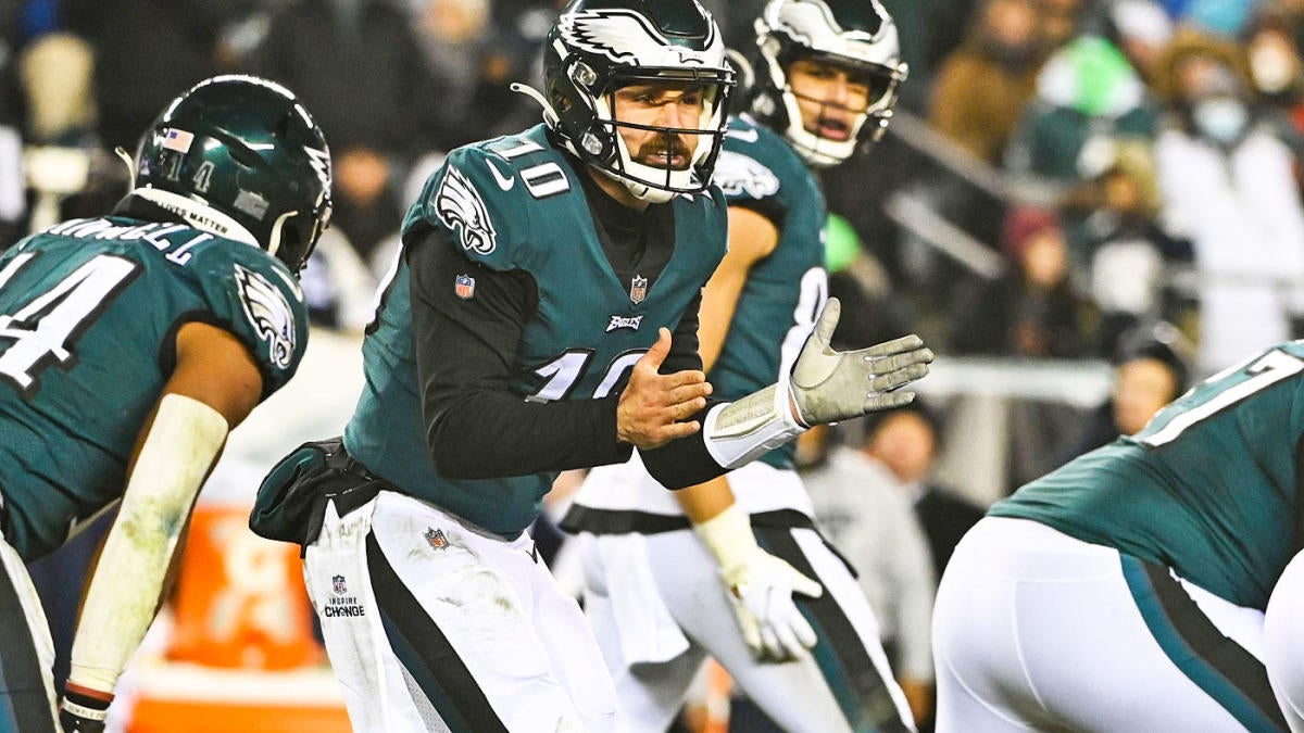 Week 16 Fantasy Streamers: Add Justin Fields at QB, Eagles Defense