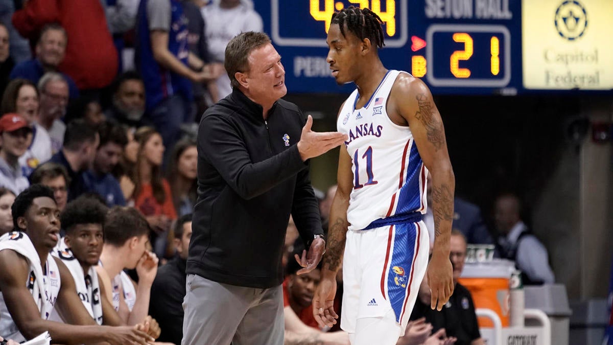 Dribble Handoff: What Kansas, Auburn, Tennessee get from college basketball's Santa Claus this year - Vimarsana News