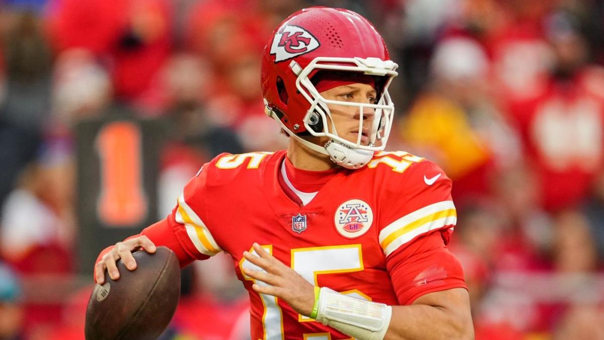 NFL 2023 playoff picture, standings entering Week 18: Chiefs, Eagles can clinch No. 1 seeds, first-round byes