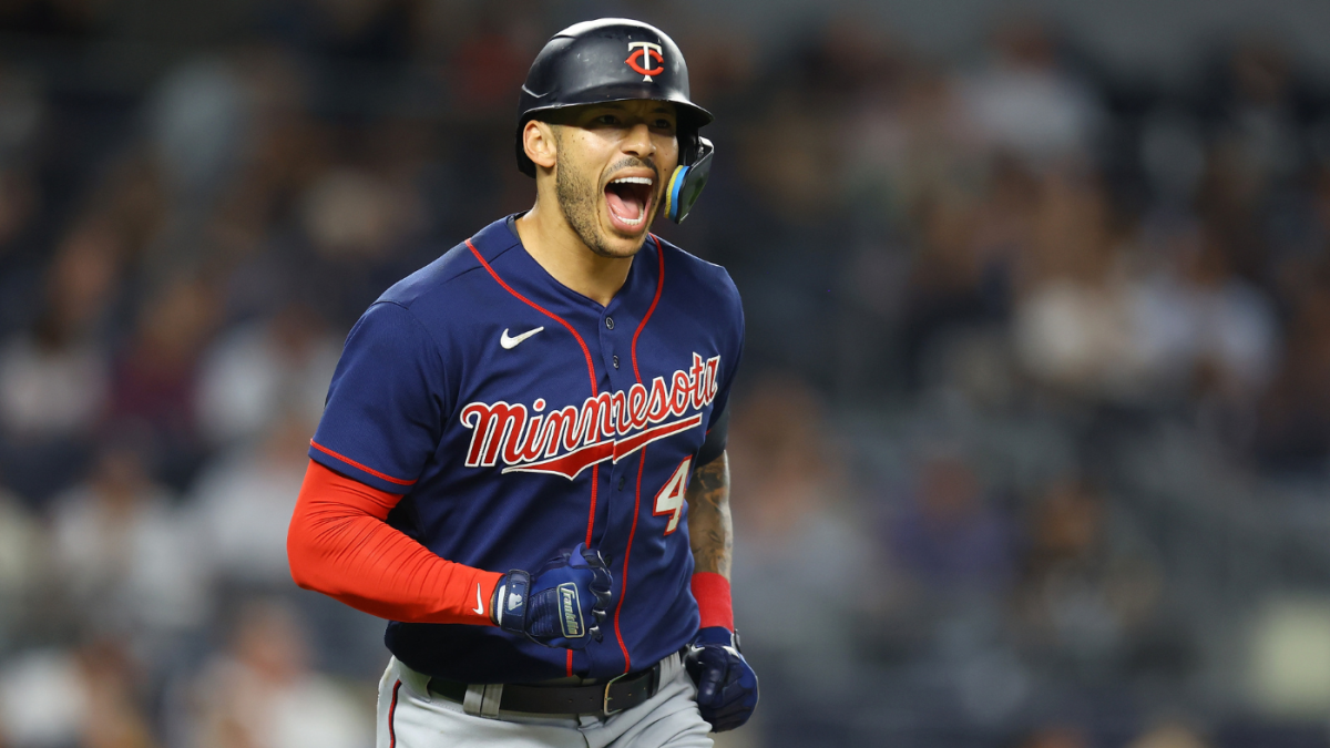 Mets swoop in to sign Carlos Correa to a 12-year, $315 million