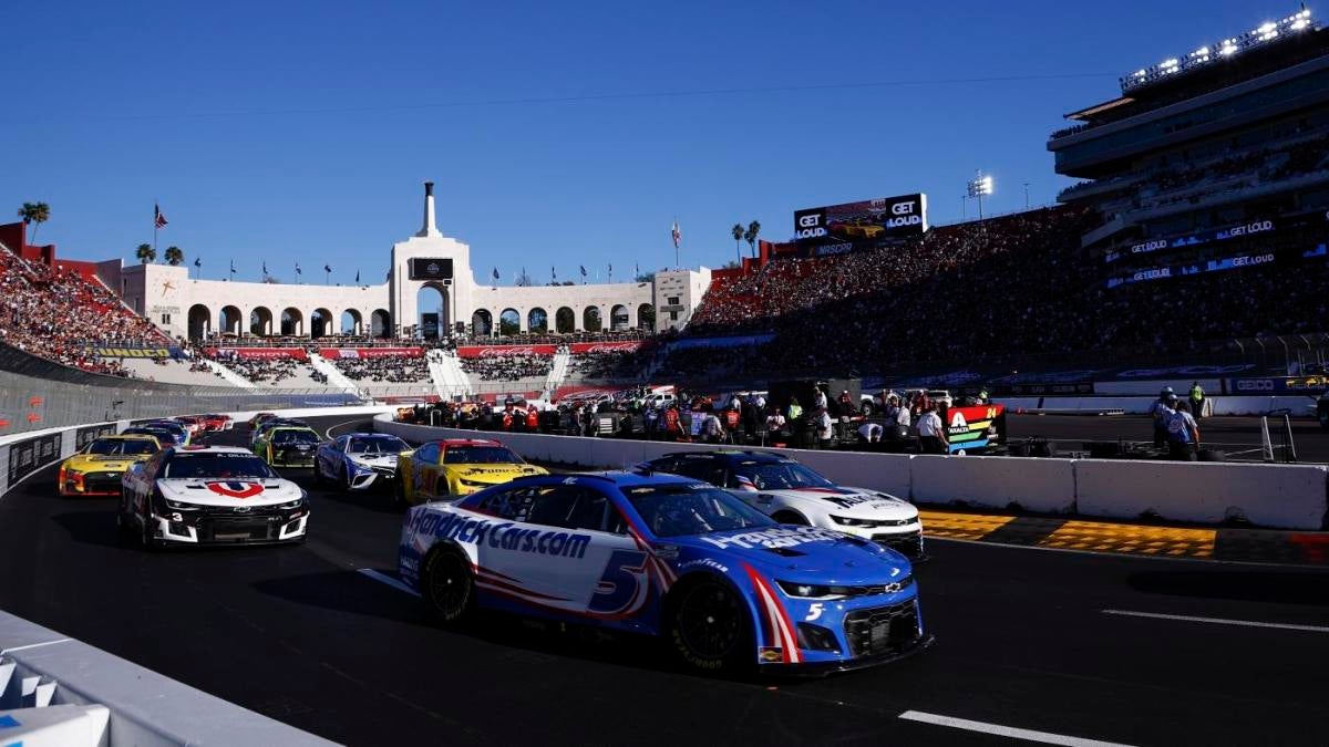 nascar-announces-race-format-for-the-2023-busch-light-clash-at-the
