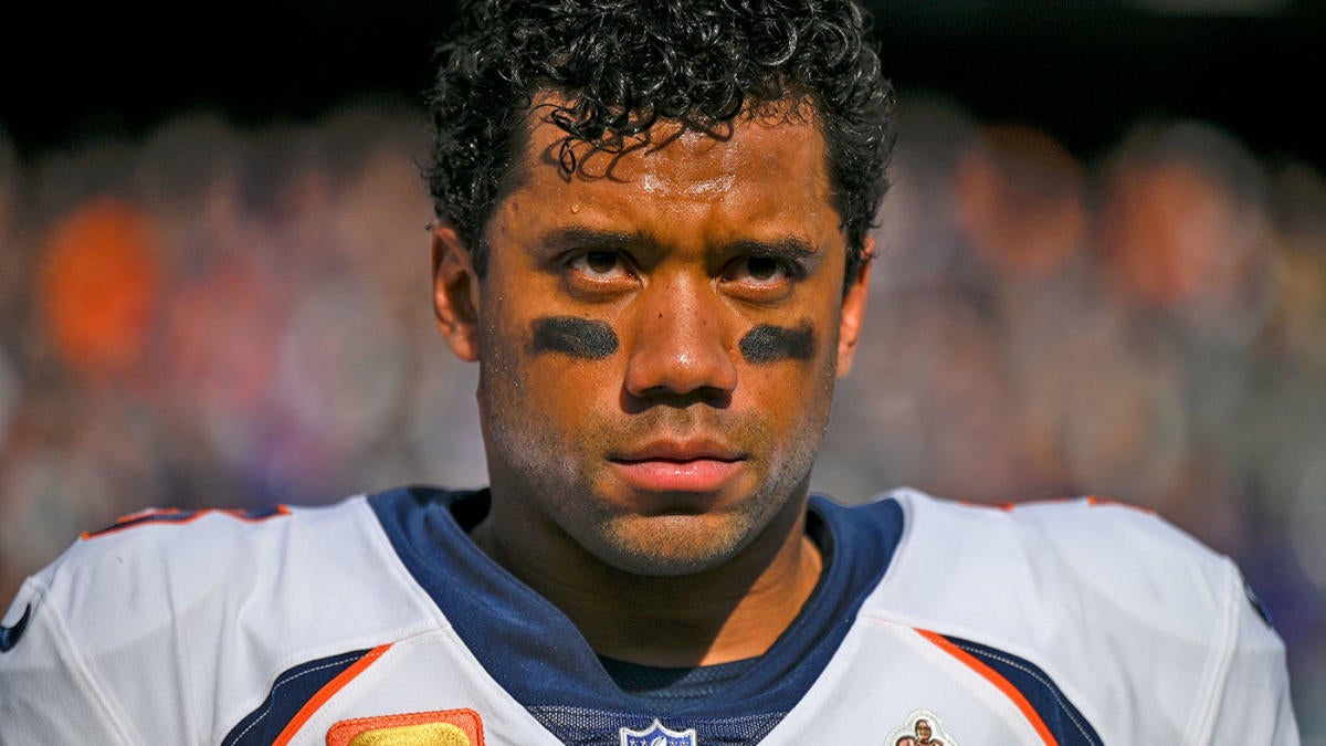 Broncos QB Russell Wilson needs help from supporting cast to