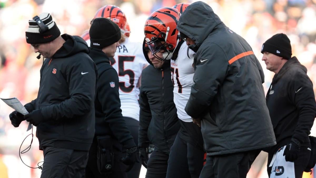 Bengals' La'el Collins leaves Falcons game with ankle injury