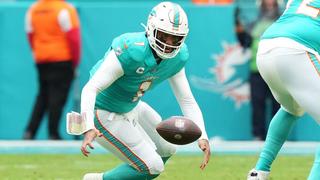 3 Best Prop Bets for Packers vs Dolphins Week 16 Christmas Game (Tua  Tagovailoa Torches Green Bay)