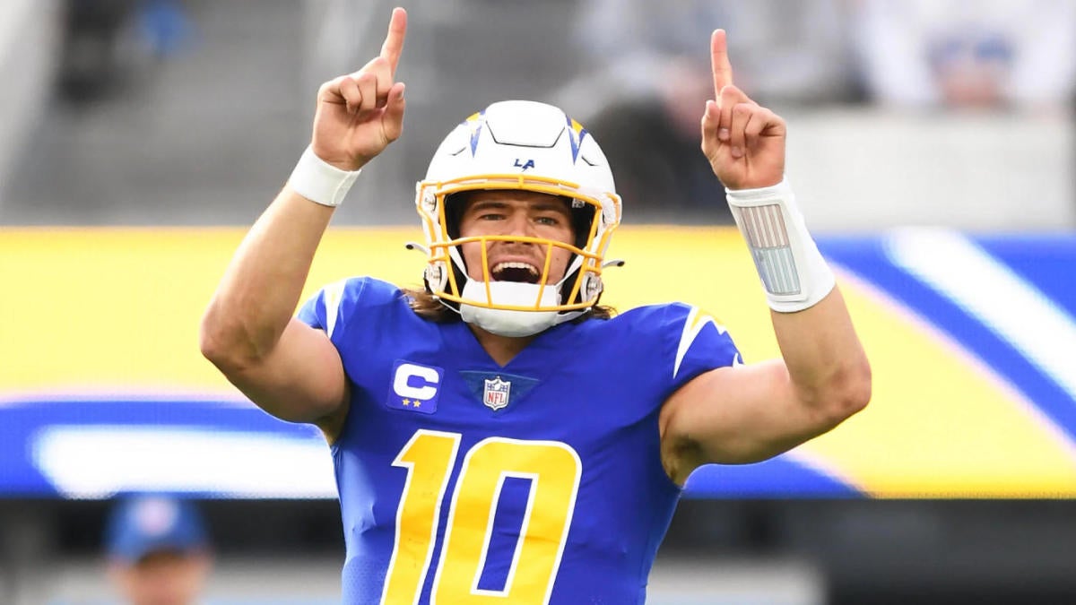 NFL Week 16 highlights: Chargers dominate Colts on MNF to clinch playoff  berth
