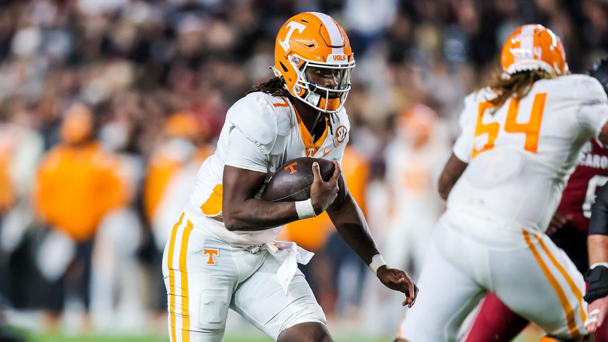 College football picks, bowl games: Tennessee vs. Clemson, Texas vs.  Washington highlight best bets 