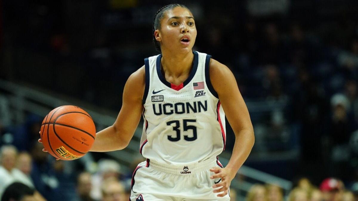 Azzi Fudd Injury Update: UConn Guard To Have Knee Re-evaluated Thursday ...