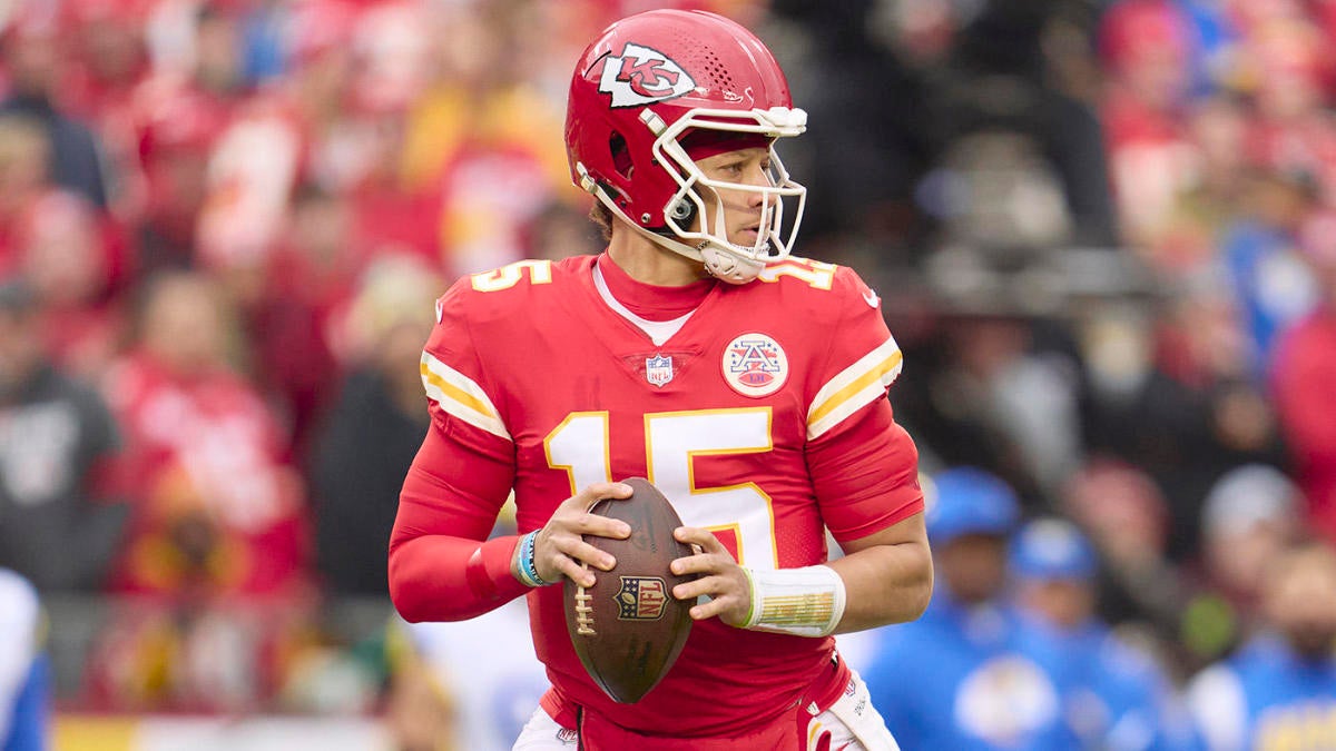 Chiefs' Patrick Mahomes joins elite club with performance vs. Broncos