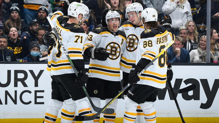 Boston Bruins v Los Angeles Kings