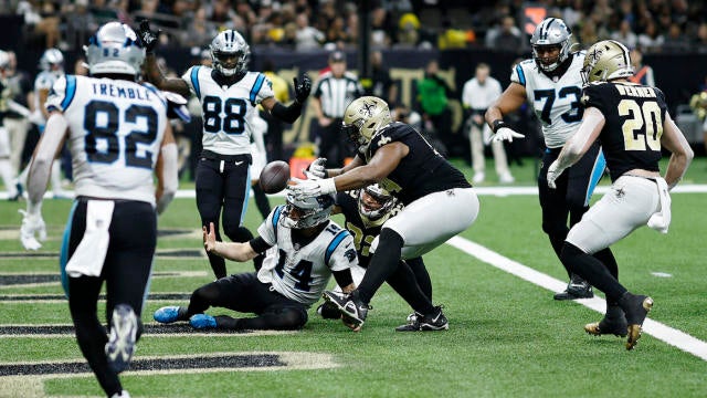 LOOK: Michael Jordan scores for Carolina, as Panthers offensive lineman  gets touchdown off Sam Darnold fumble 