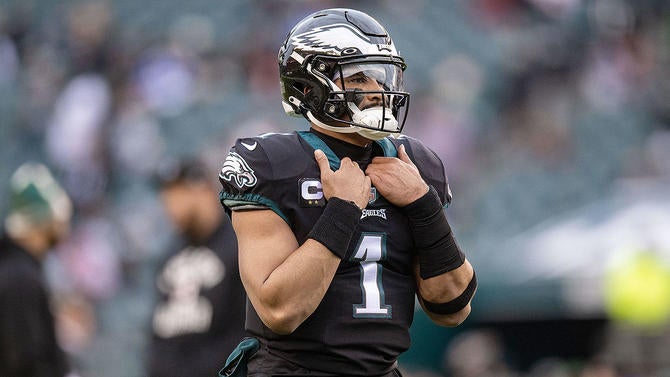 gettyimages-1246094744-jalen-hurts-eagles-qb-pregame-2023-1400.jpg