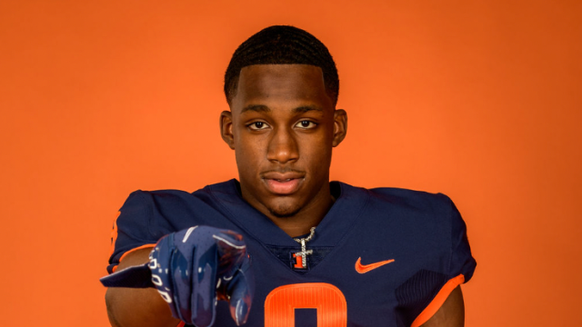 Illini Football Signing Day Dec. 2021 » LB Malachi Hood 