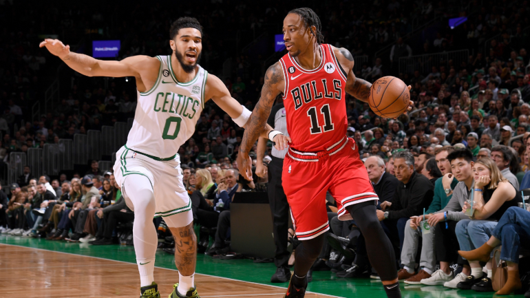 Pembaruan cedera DeMar DeRozan: Bintang Bulls meninggalkan pertandingan vs. Celtics dengan cedera paha depan kanan