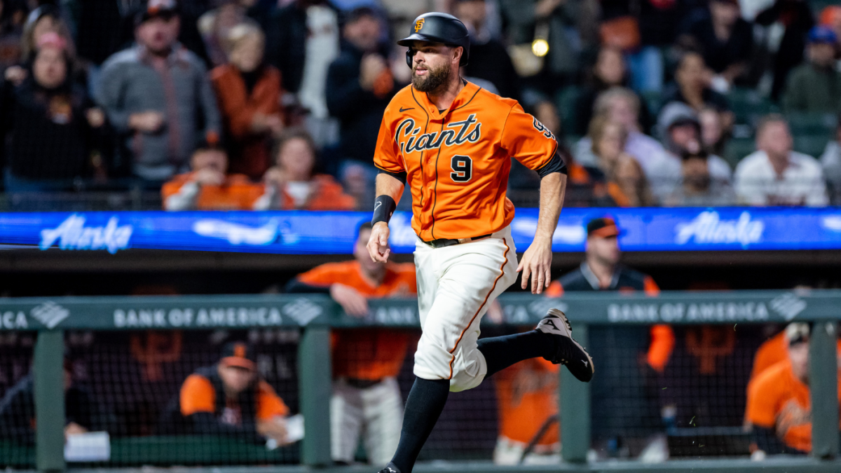 MLB free agency: Blue Jays sign Brandon Belt to one-year deal, per reports  