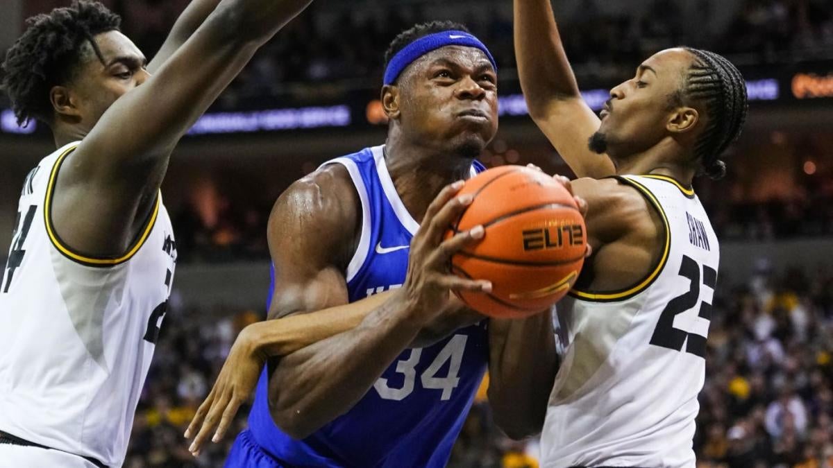 Photo of Dribble Handoff: Wie werden die Wildcats die reguläre Saison beenden, da Kentucky bisher Probleme hat?