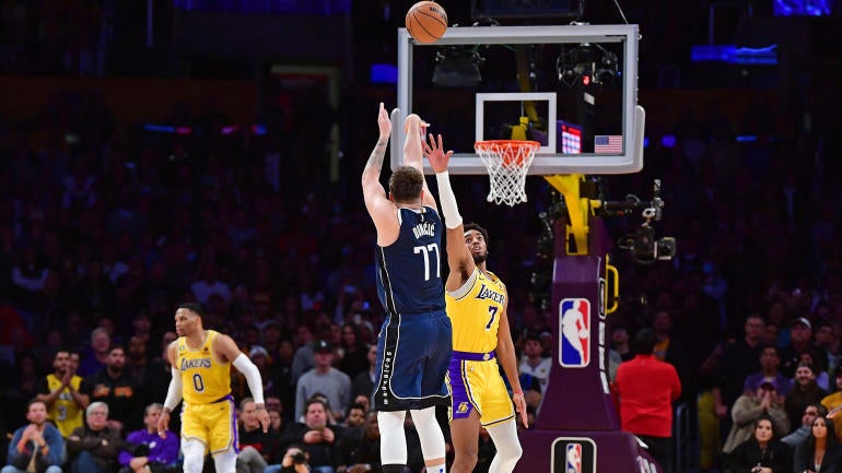 NBA: Dallas Mavericks at Los Angeles Lakers