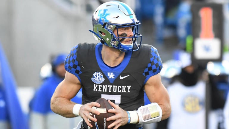 2023 NFL Draft: Colts, Raiders trade up for QBs; three passers off the  board in first five picks - CBSSports.com