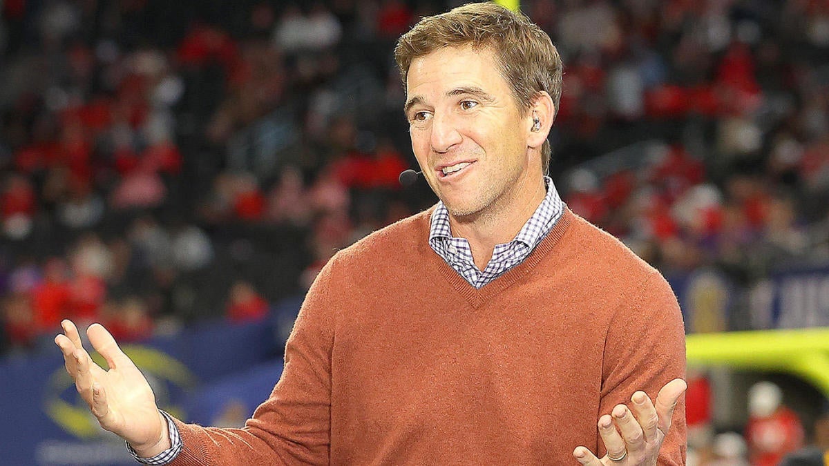 Eli Manning gets 'double-bird' welcome from Philadelphia as ex-Giants ...