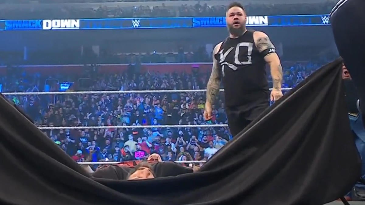 WWE SmackDown results: Kevin Owens lays out The Bloodline by himself ahead of 2023 Royal Rumble - CBS Sports
