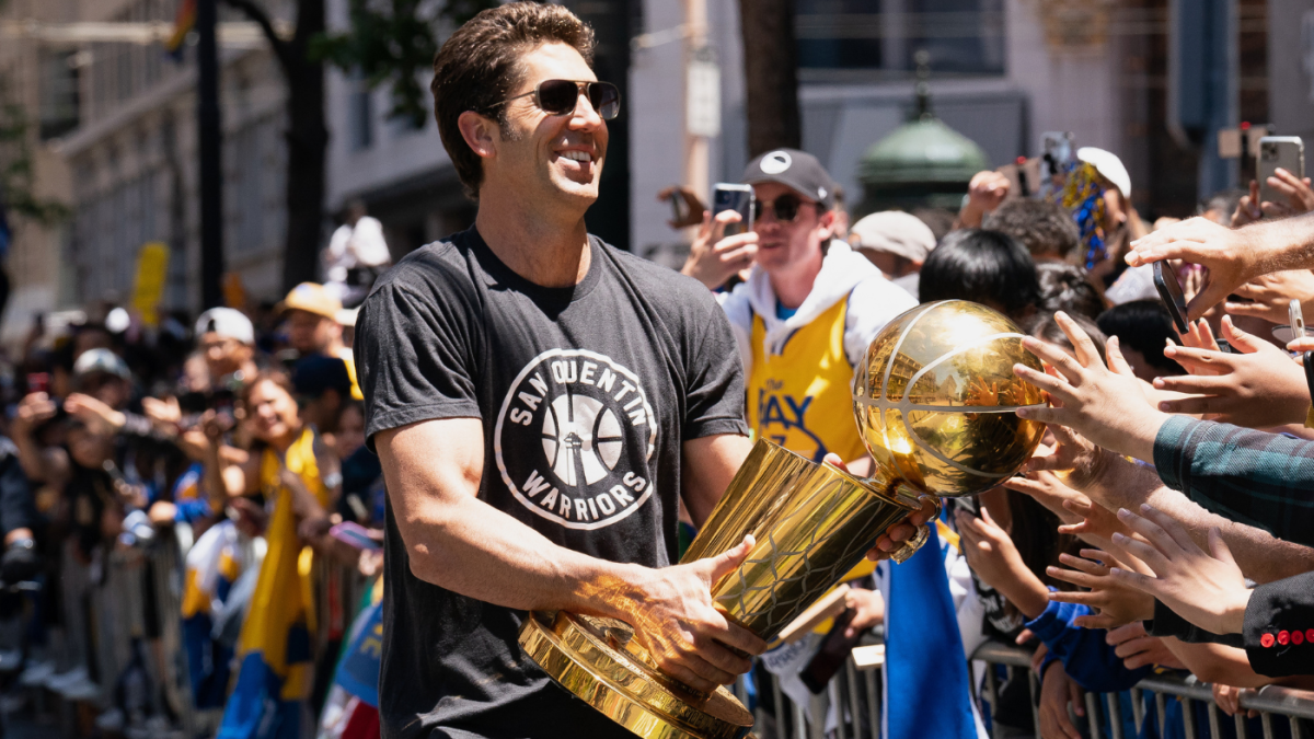 Bob Myers weighs in on Klay Thompson's negotiation with Warriors