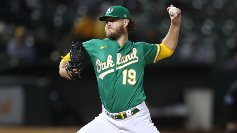 Oakland Athletics memperdagangkan starter Cole Irvin ke Baltimore untuk bersaing memperebutkan tempat rotasi Orioles