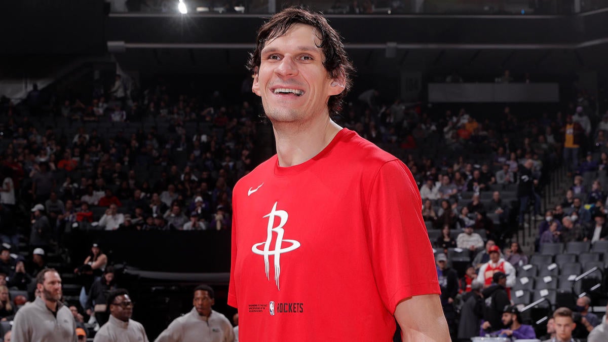 NBA's most likable player, Boban Marjanovic joins in on March Madness meme