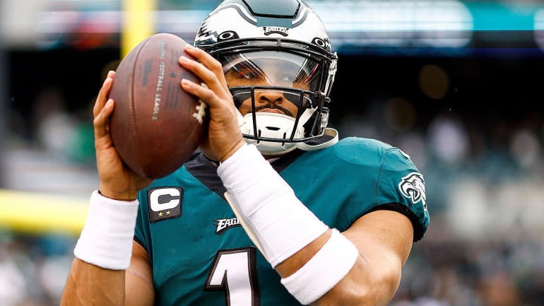 Jalen Hurts Lands $255M Extension: How His Deal Compares To Eagles ...